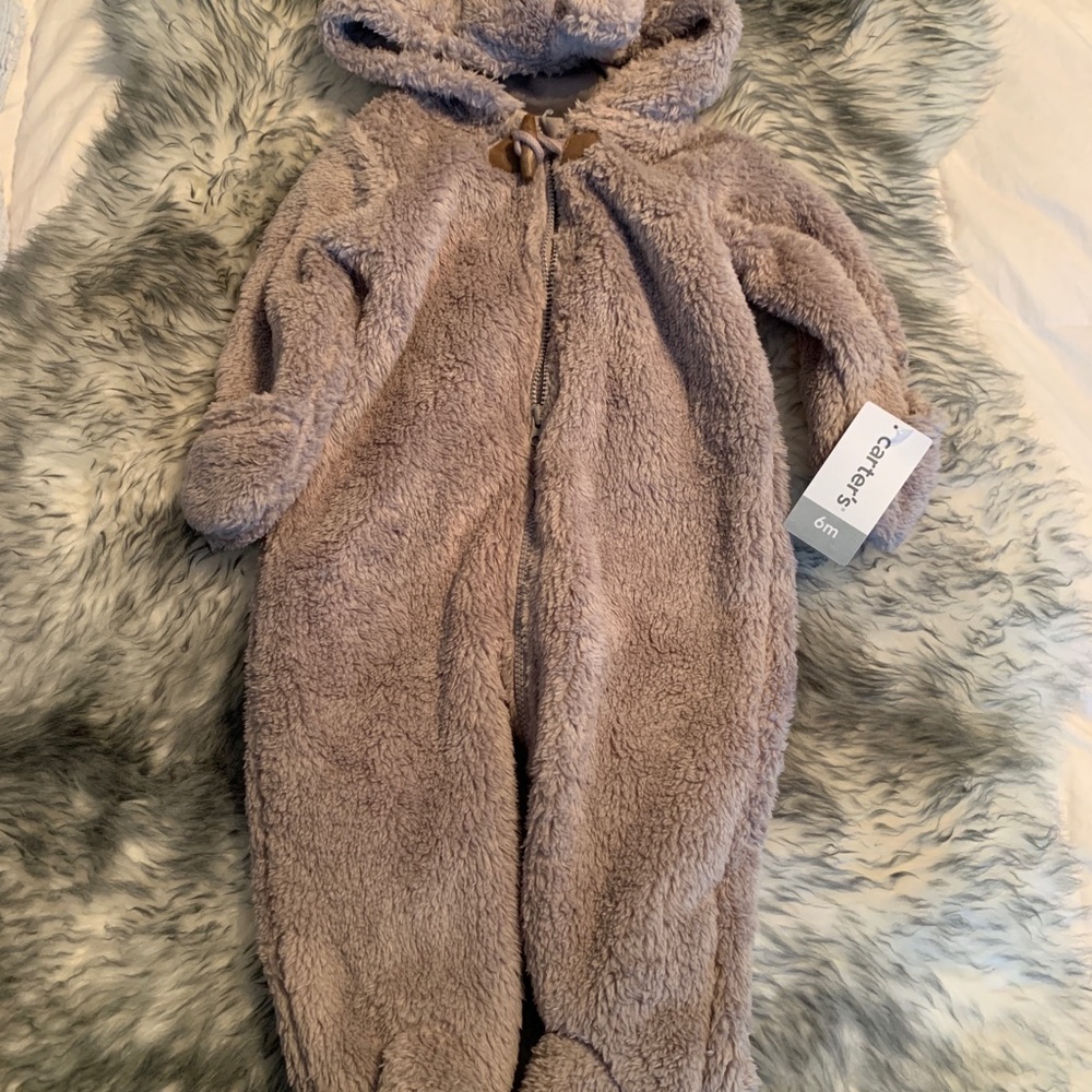 NWT Faux Fur Outfit really warm